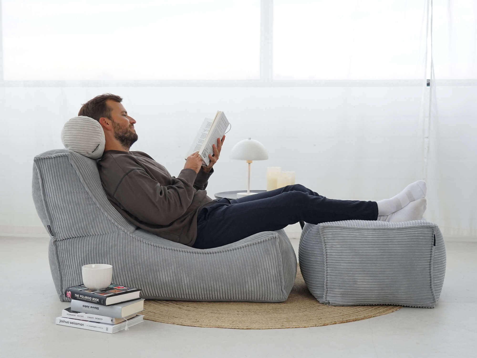 Gemütlicher Indoor Sitzsack zum Kuscheln und Lesen