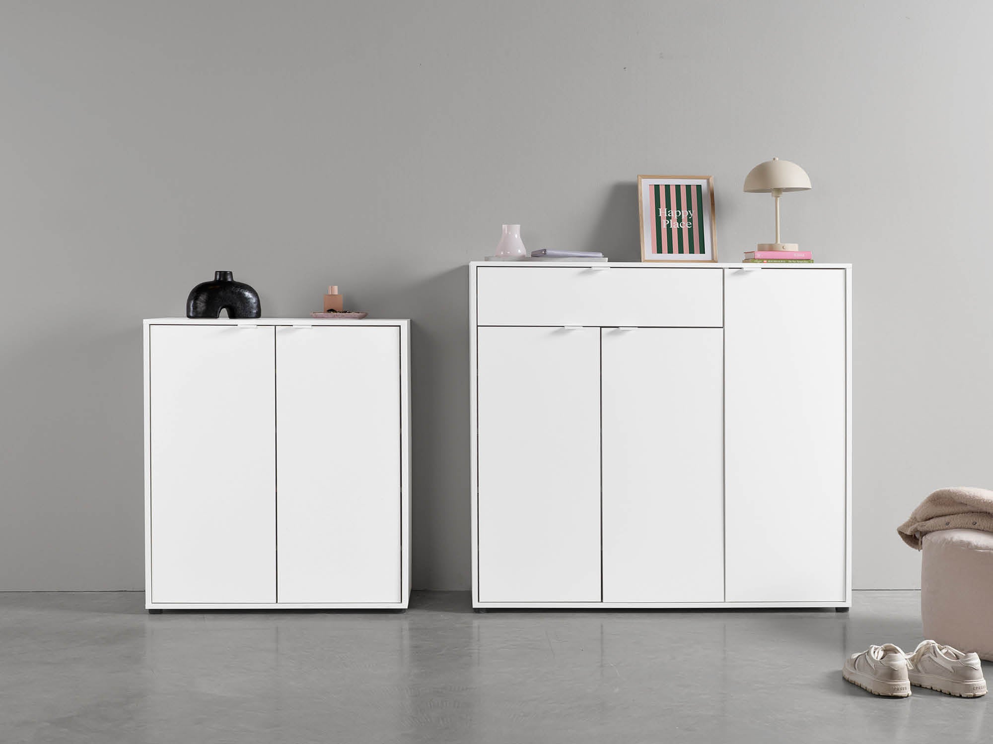 Schuhschränke Flur 'Der Concierge' in zwei Größen weiß