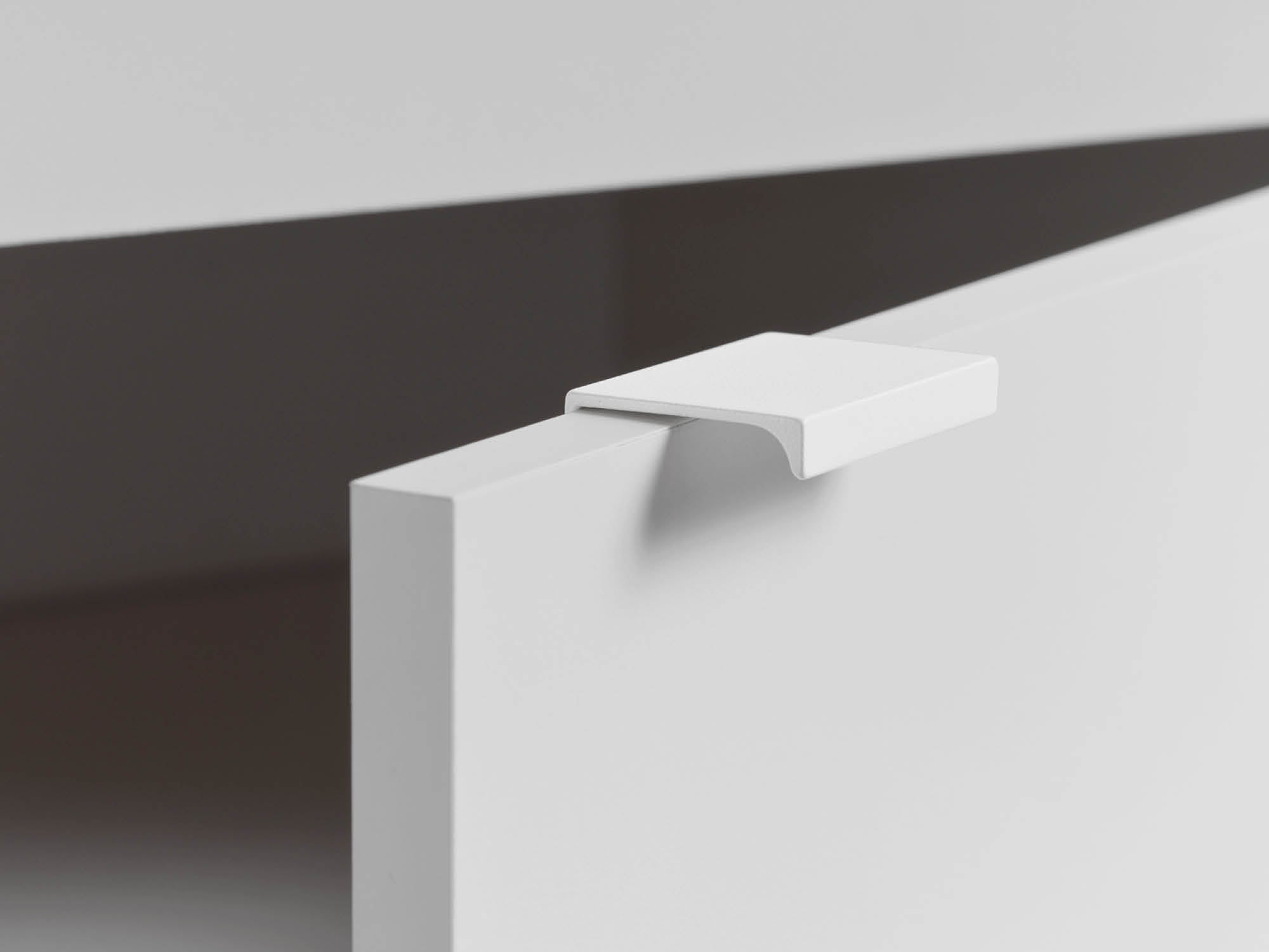 Schuhschrank Tür Türgriff weiß