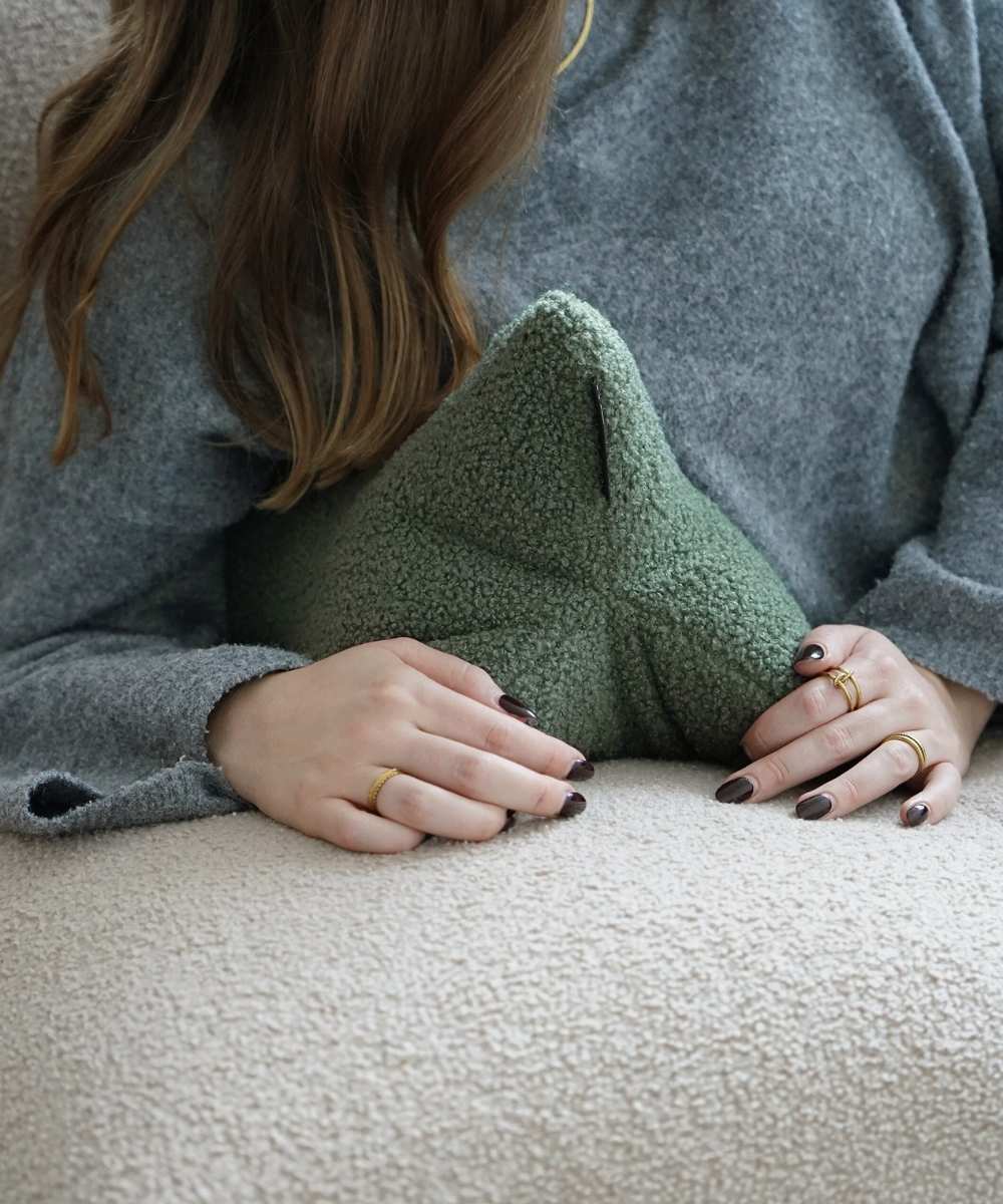 Stützendes Lesekissen aus Teddy Bouclé