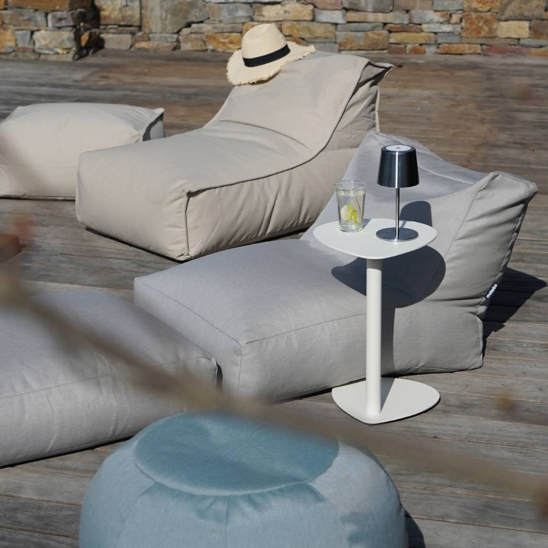 Outdoor Sitzsäcke 'Der Sundowner' + 'Der Summerdream' in beige und hellgrau