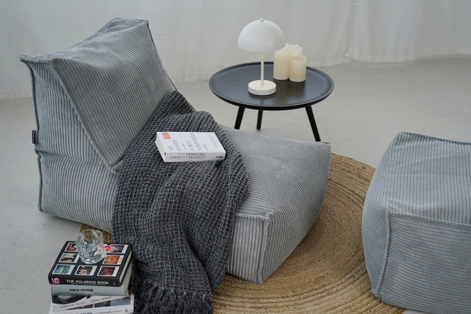 Cord Sitzsack mit Hocker, perfekt zum Entspannen
