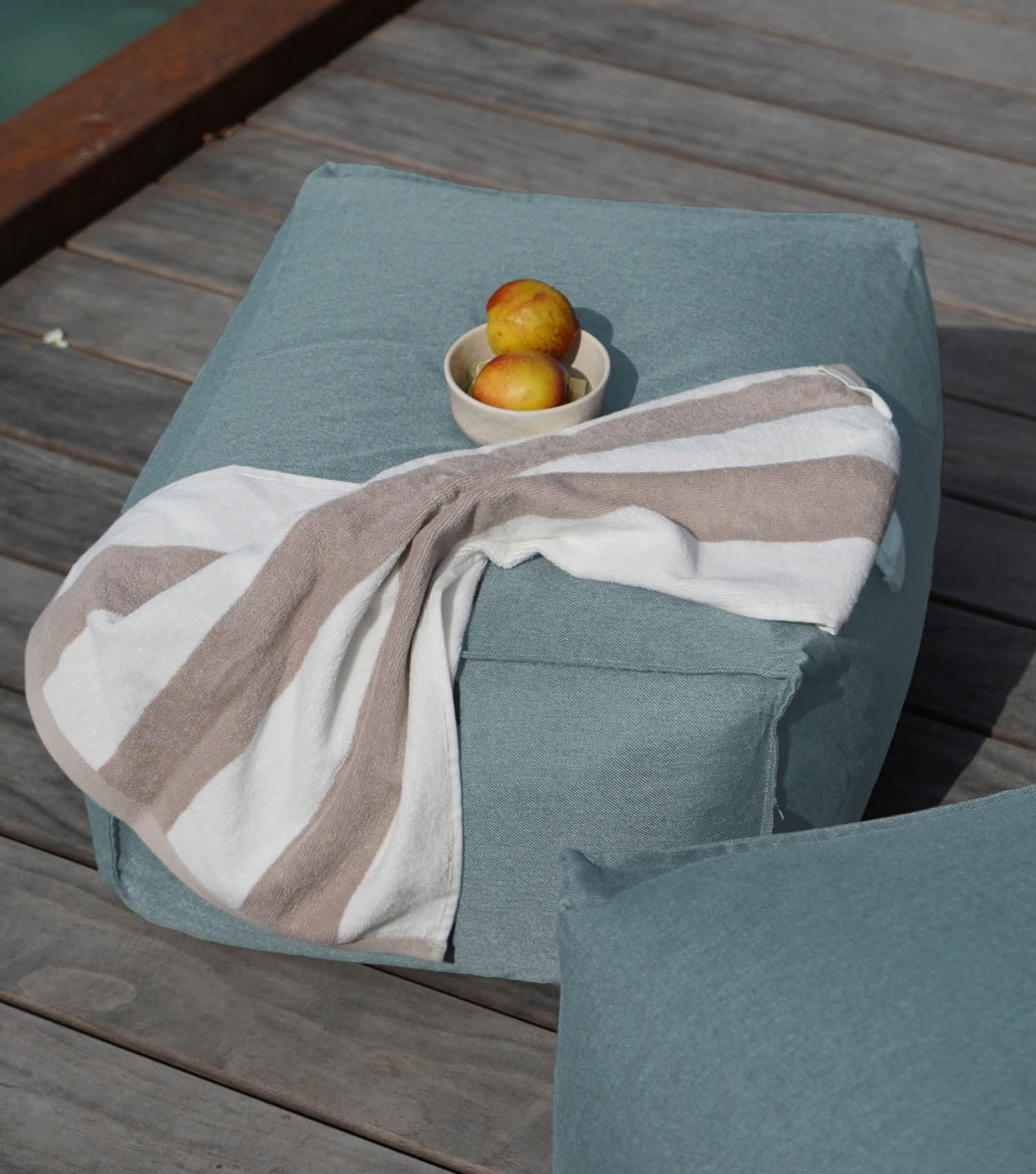 Outdoor Pouf Hocker Sitzkissen Bodenkissen 'Der Ruhepouf' Fußhocker eckig