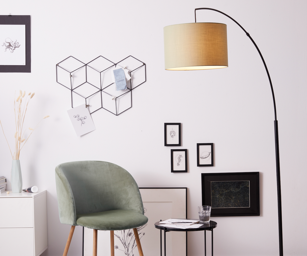 Die Kunst der Beleuchtung: So setzt du dein Wohnzimmer perfekt in Szen –  mokebo