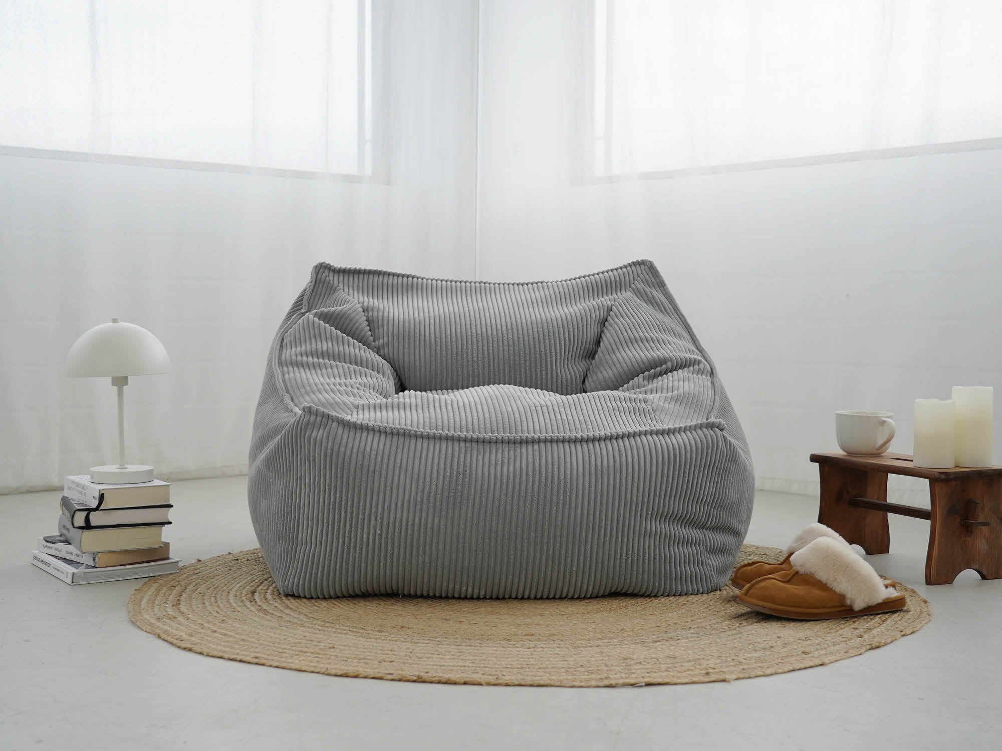 Sitzsack aus Cord frontal 'Der Lümmel' 
