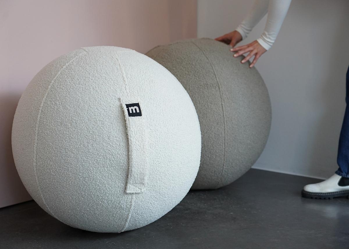 Sitzbälle mit Stoffbezug bei mokebo